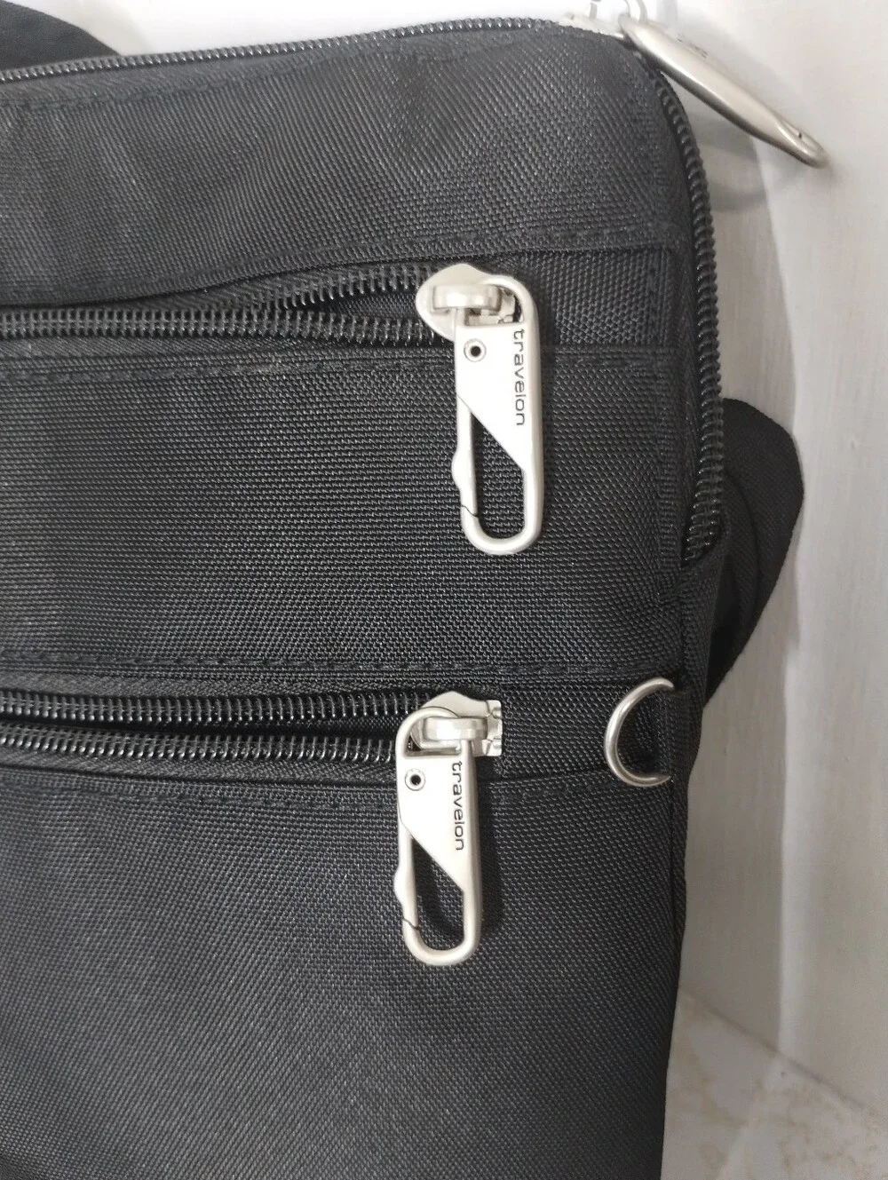 Travelon Black Men's Crossbody Messenger Bag with Front Zip Pockets